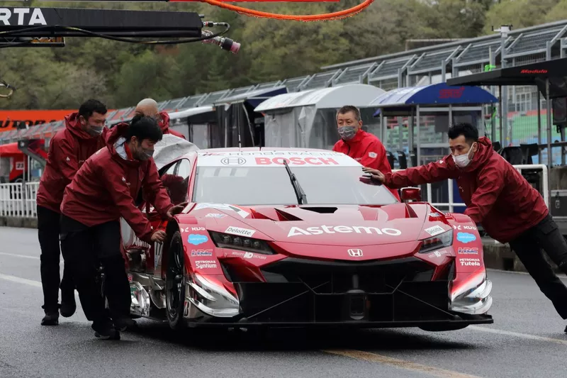 #17 Astemo NSX-GT