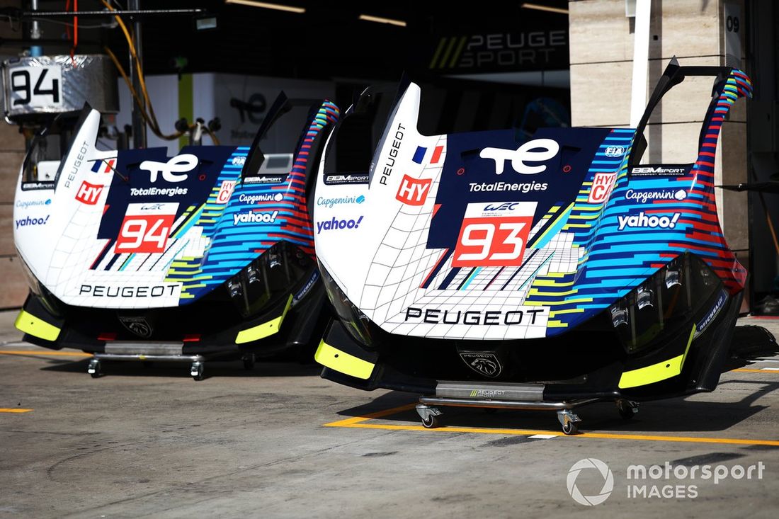 #93 Peugeot Totalenergies Peugeot 9X8: Mikkel Jensen, Nico Müller, Jean-Eric Vergne