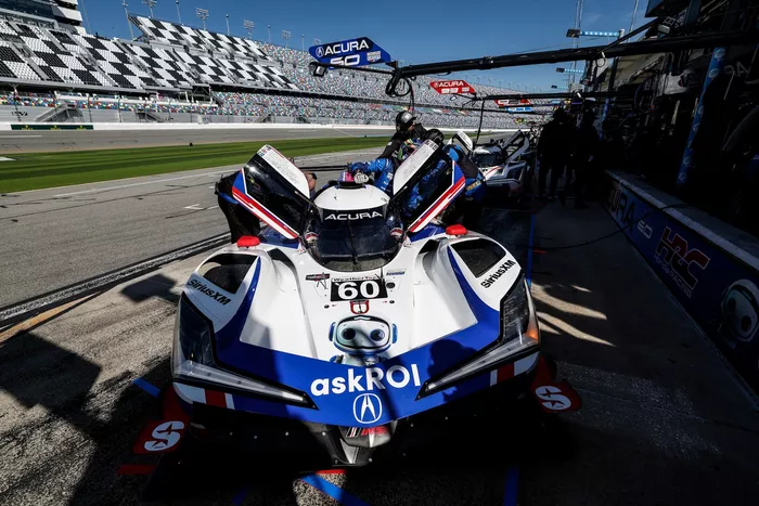 #60 Acura Meyer Shank Racing w/Curb Agajanian Acura ARX-06: Tom Blomqvist, Colin Braun, Scott Dixon, Felix Rosenqvist