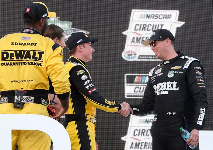 Christopher Bell, Joe Gibbs Racing Toyota, Kyle Busch, Richard Childress Racing Chevrolet