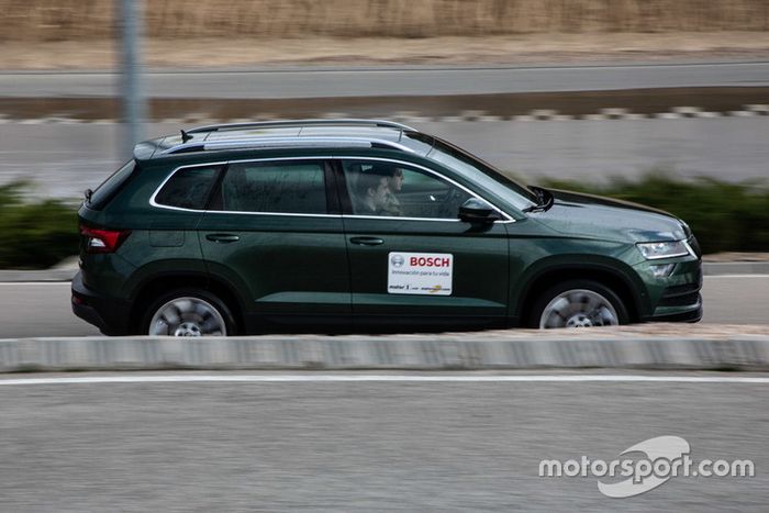 II Curso de Conducción y Nuevas Tecnologías BOSCH - Motor1.com España - Motorsport.com 