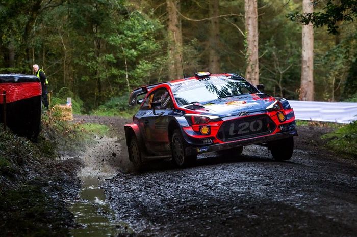 Thierry Neuville, Nicolas Gilsoul, Hyundai Motorsport Hyundai i20 Coupe WRC