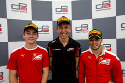 Winnaar Alexander Albon, ART Grand Prix, tweede Charles Leclerc, ART Grand Prix, derde Antonio Fuoco