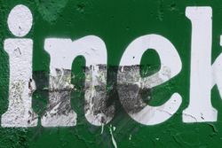 Carlos Sainz Jr., Scuderia Toro Rosso pega en el muro