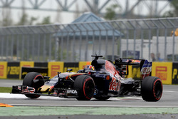 Даниил Квят, Scuderia Toro Rosso STR11