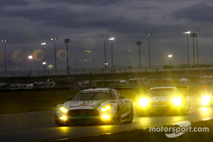 #33 Riley Motorsports Mercedes AMG GT3: Jeroen Bleekemolen, Ben Keating, Mario Farnbacher, Adam Chri