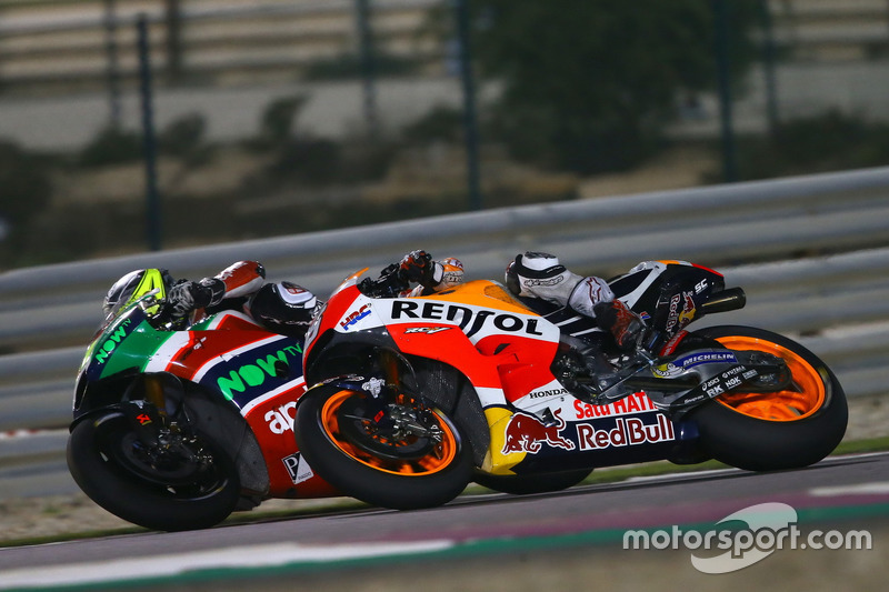 Aleix Espargaro, Aprilia Racing Team Gresini; Marc Márquez, Repsol Honda Team