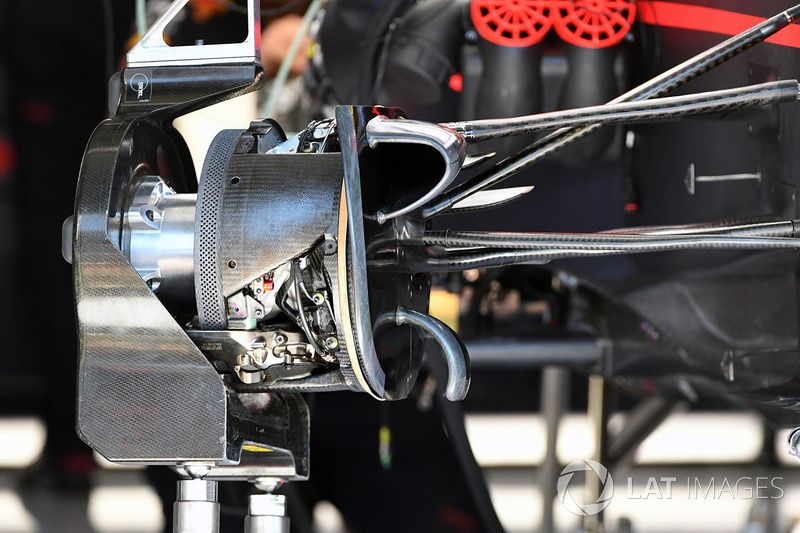 Freno delantero del Red Bull RB13