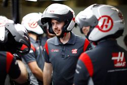 Equipo Haas F1 Team en pits