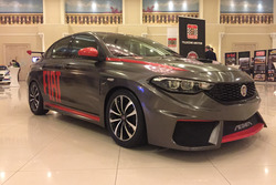 TOSFED'in hazırlattığı Fiat Egea yarış aracı