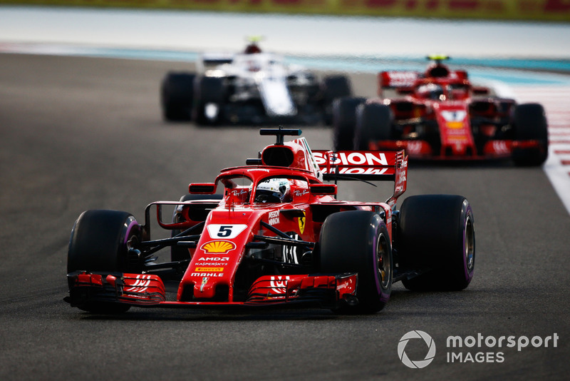 Sebastian Vettel, Ferrari SF71H y Kimi Raikkonen, Ferrari SF71H