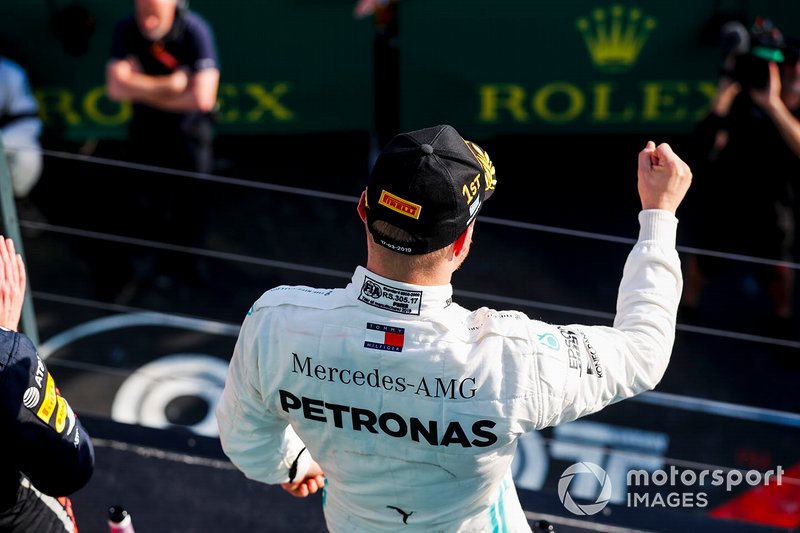 Podyum: Yarış galibi Valtteri Bottas, Mercedes AMG F1