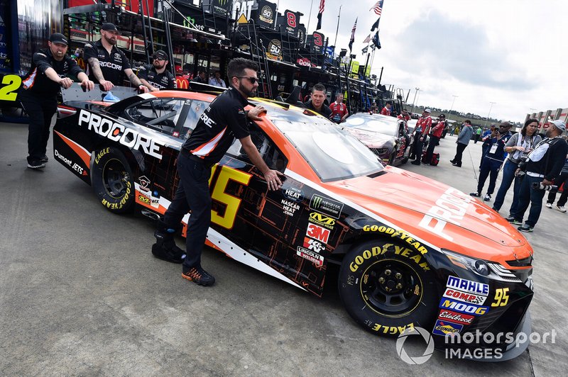Matt DiBenedetto, Leavine Family Racing, Toyota Camry Procore