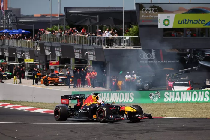 Liam Lawson, Red Bull RB7