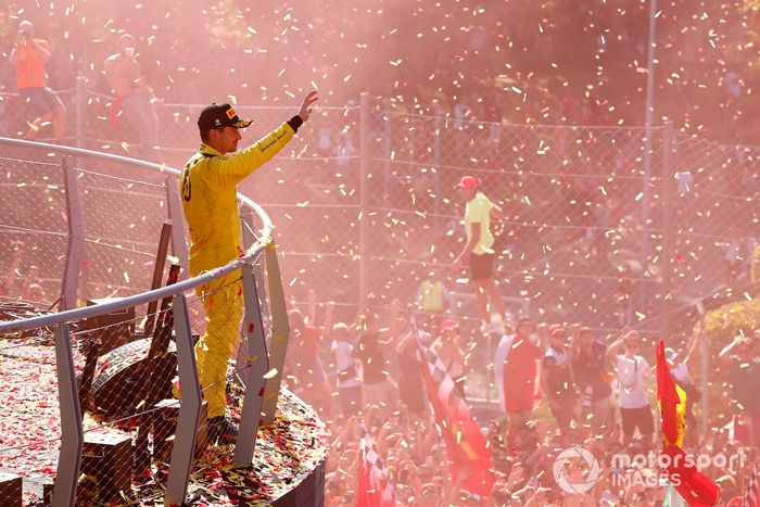 Podio: segundo lugar Charles Leclerc, Ferrari