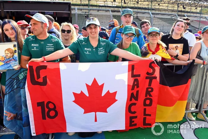 Lance Stroll, Aston Martin, fans