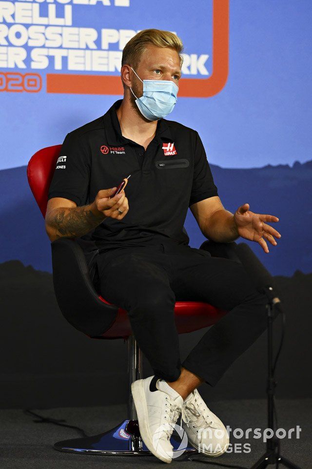 Kevin Magnussen, Haas F1 en la conferencia de prensa