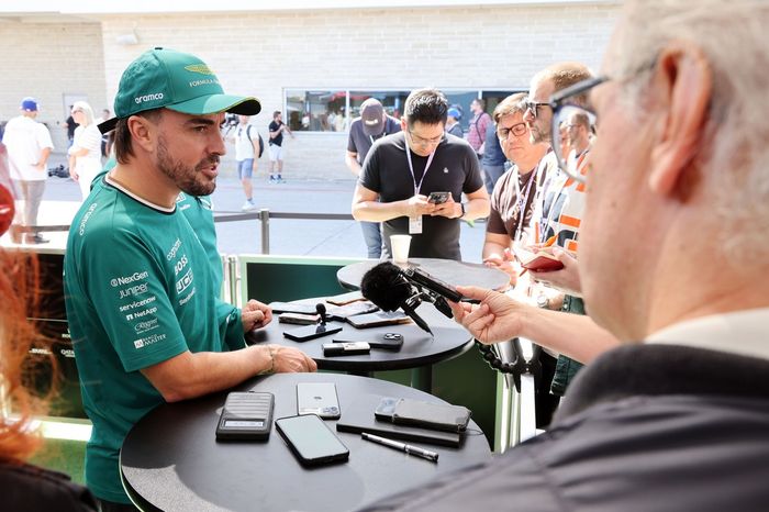 Fernando Alonso, Aston Martin