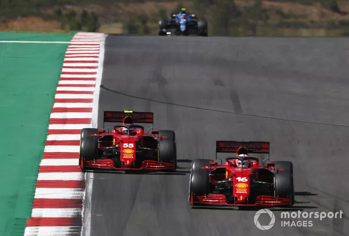 Charles Leclerc, Ferrari SF21, Carlos Sainz Jr., Ferrari SF21