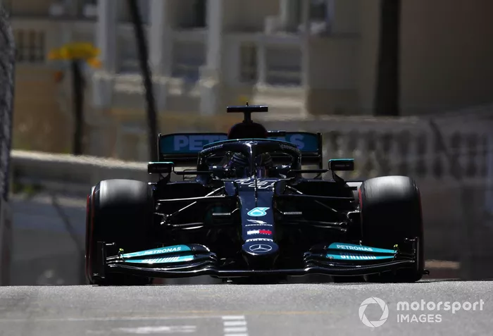 Lewis Hamilton, Mercedes W12