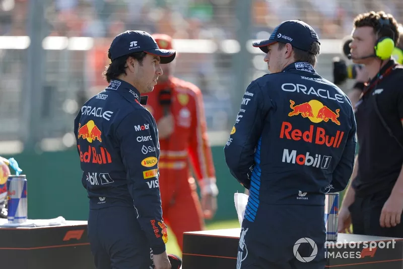 Sergio Perez, Red Bull Racing, l'homme de la pole Max Verstappen, Red Bull Racing, entretien après les qualifications