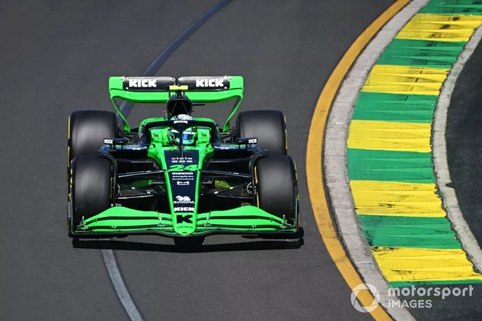 Zhou Guanyu, Kick Sauber C44
