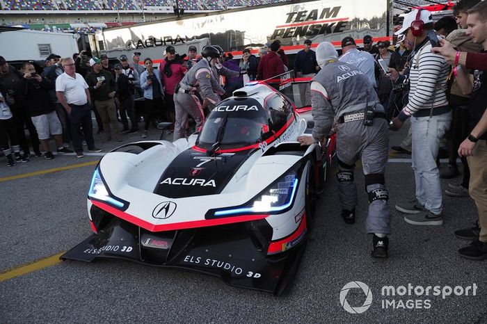 #7 Acura Team Penske Acura DPi: Ricky Taylor, Helio Castroneves, Alexander Rossi