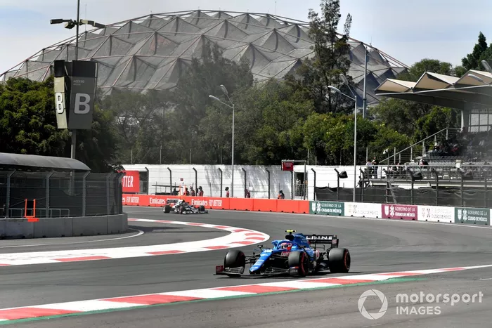 Esteban Ocon, Alpine A521, Pierre Gasly, AlphaTauri AT02