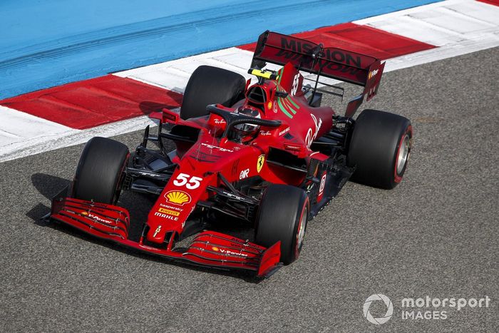 Carlos Sainz Jr., Ferrari SF21