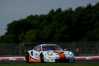 #86 Gulf Racing Porsche 911 RSR: Michael Wainwright, Alexander Davison, Ben Barker