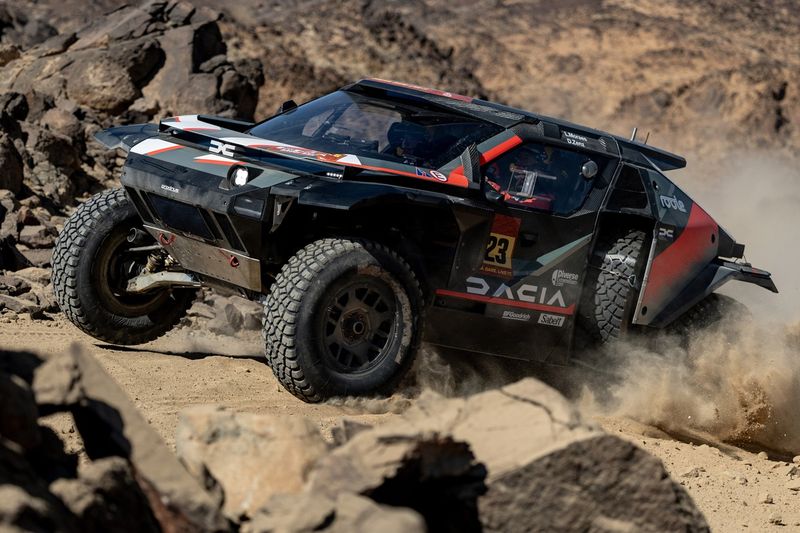 #223 I Dacia Sandriders Dacia: Lucas Moraes, Dennis Zenz