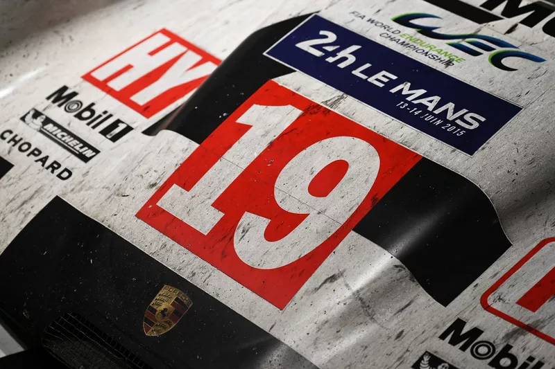 2015 winning Porsche 919