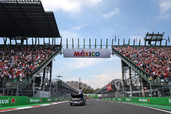Fahrerparade: Nico Rosberg, Mercedes AMG F1