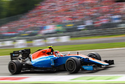 Естебан Окон, Manor Racing MRT05
