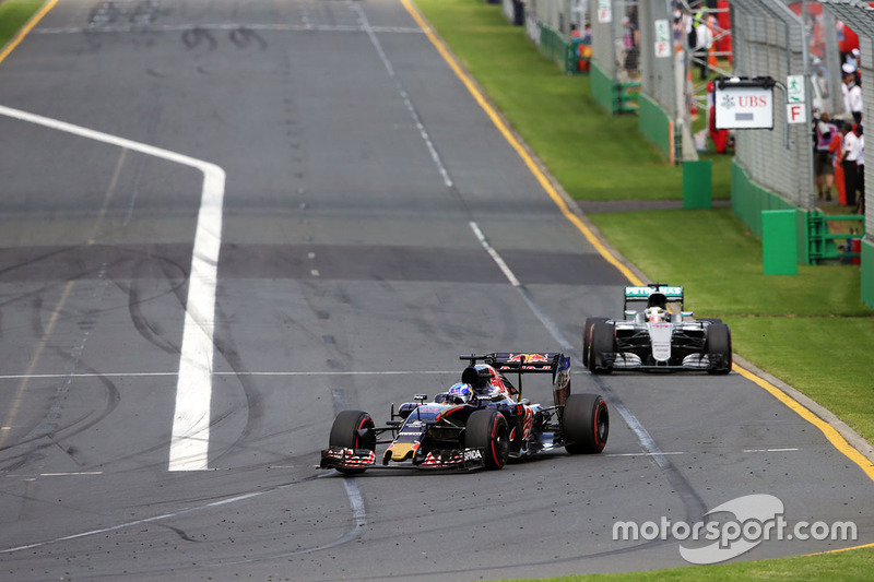 Max Verstappen, Scuderia Toro Rosso STR11