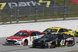 Kurt Busch, Stewart-Haas Racing, Ford Fusion Monster Energy / Haas Automation Paul Menard, Wood Brothers Racing, Ford Fusion Motorcraft / Quick Lane Tire & Auto Center