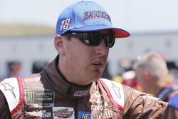 Kyle Busch, Joe Gibbs Racing, Toyota Camry Snickers Intense