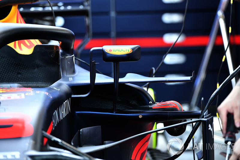 Red Bull Racing RB14 sidepod detail