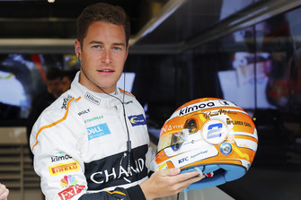 Stoffel Vandoorne, McLaren, avec un nouveau casque en hommage à Bruce McLaren