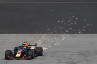 Daniel Ricciardo, Red Bull Racing RB14 sparks