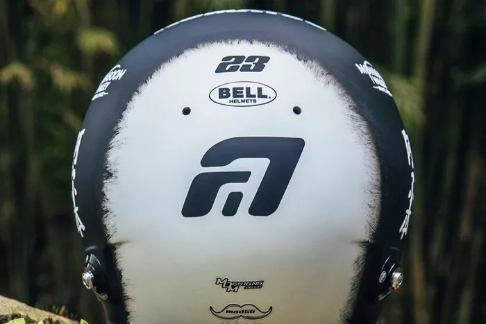 Alex Albon, Williams con su casco especial