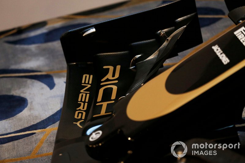 Rich Energy Branding on the new 2019 Haas livery
