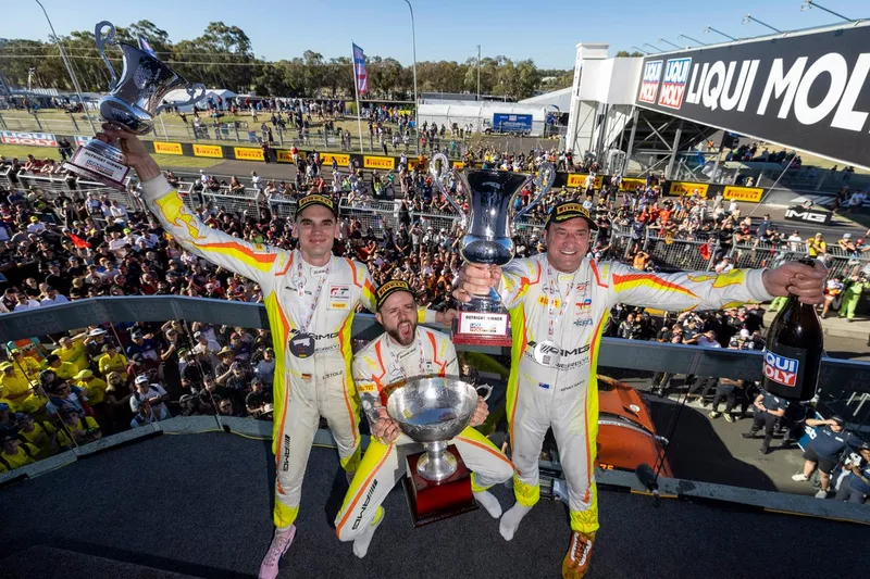Winners #75 Sun Energy 1 Mercedes-AMG GT3: Kenny Habul, Jules Gounon, Luca Stolz

