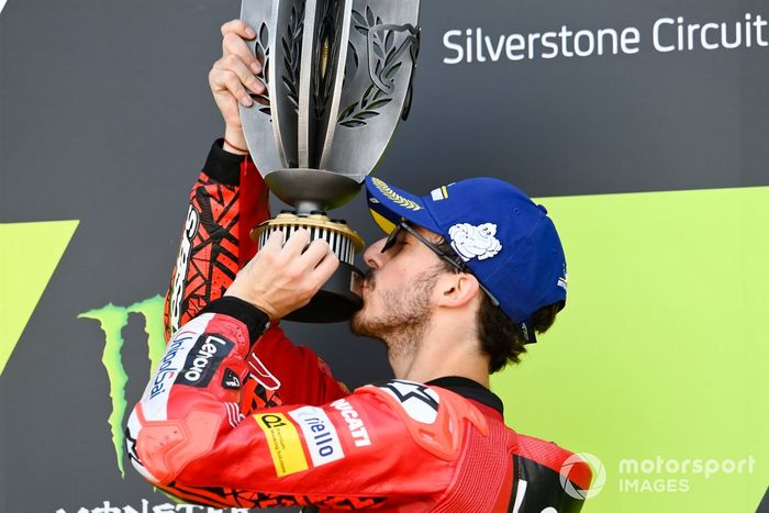 Podio: ganador Francesco Bagnaia, Equipo Ducati