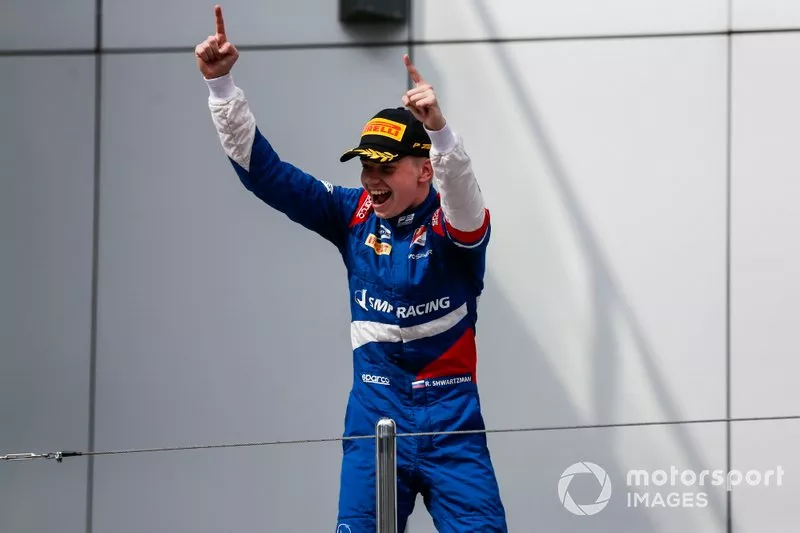 El campeón de la FIA F3 2019, Robert Shwartzman, PREMA Racing