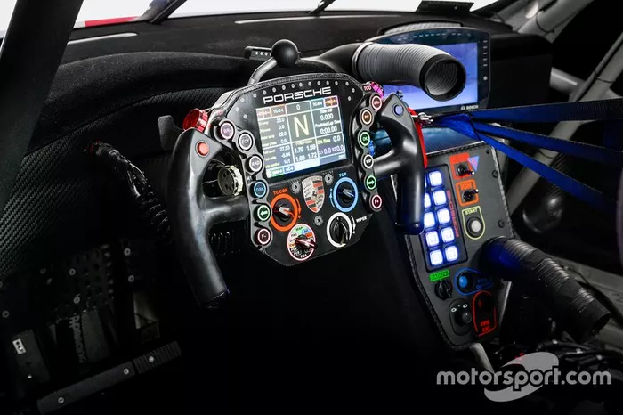 Porsche 911 RSR 2019