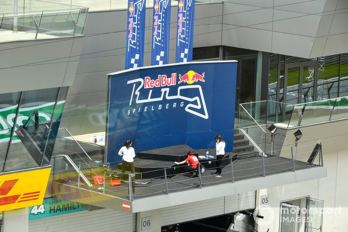 Podio en preparación