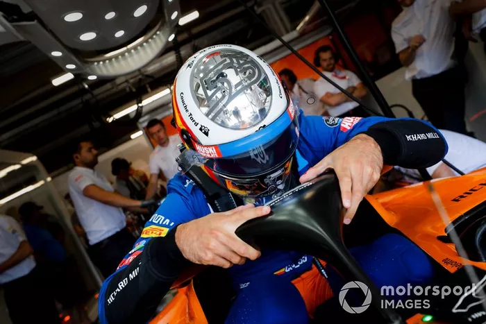Carlos Sainz Jr, McLaren