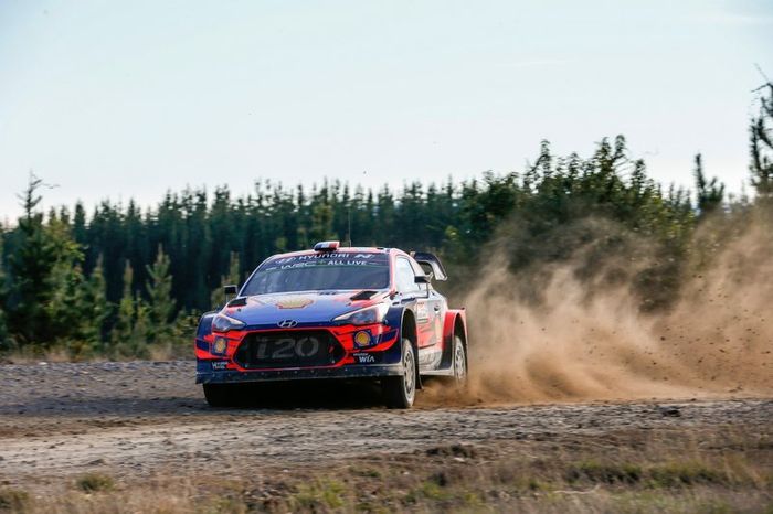 Sébastien Loeb, Daniel Elena, Hyundai Motorsport Hyundai i20 Coupe WRC