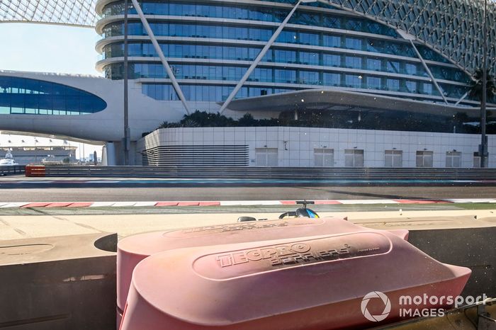 Trompo de Guanyu Zhou, Renault F1 Team R.S.20